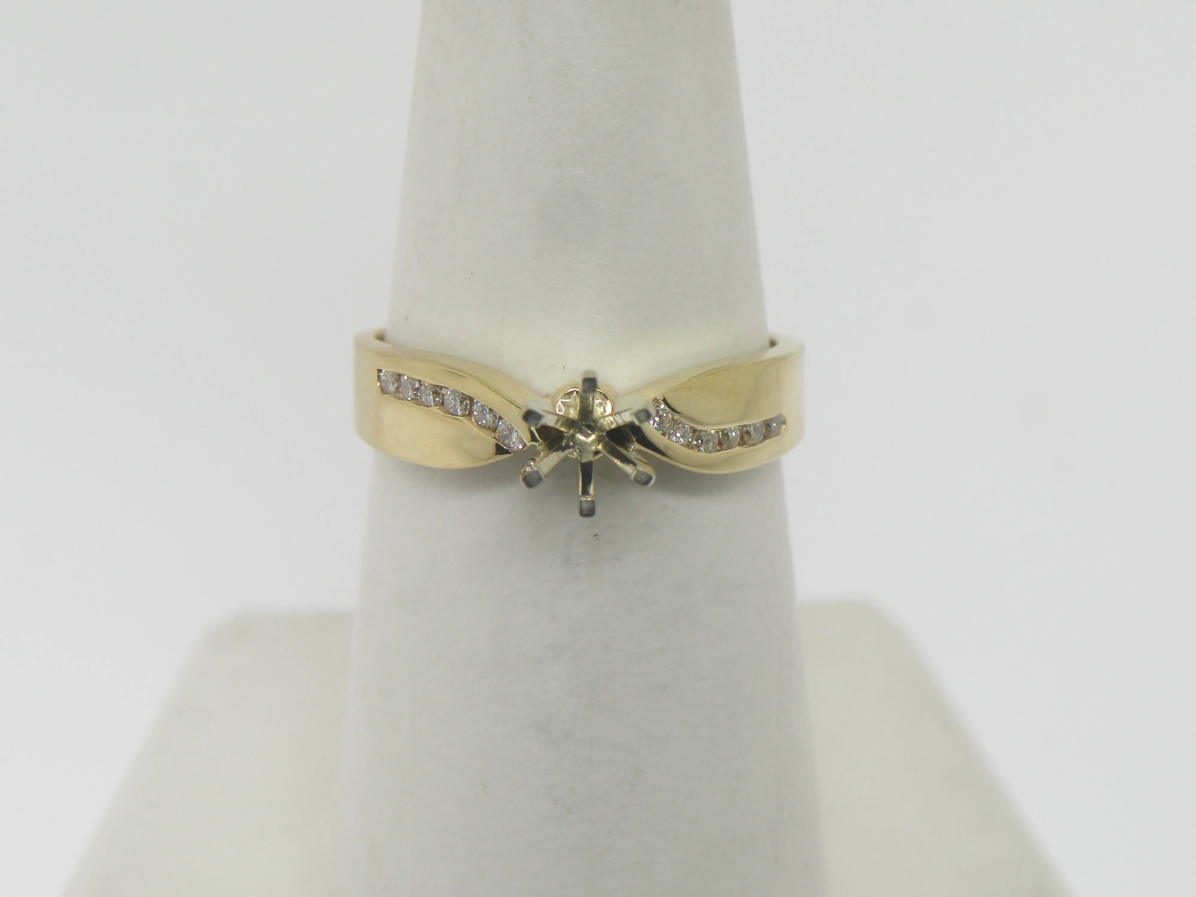 14K Yellow Gold Diamond Engagement Ring Semi-Mounting (Brand New Jewelry)