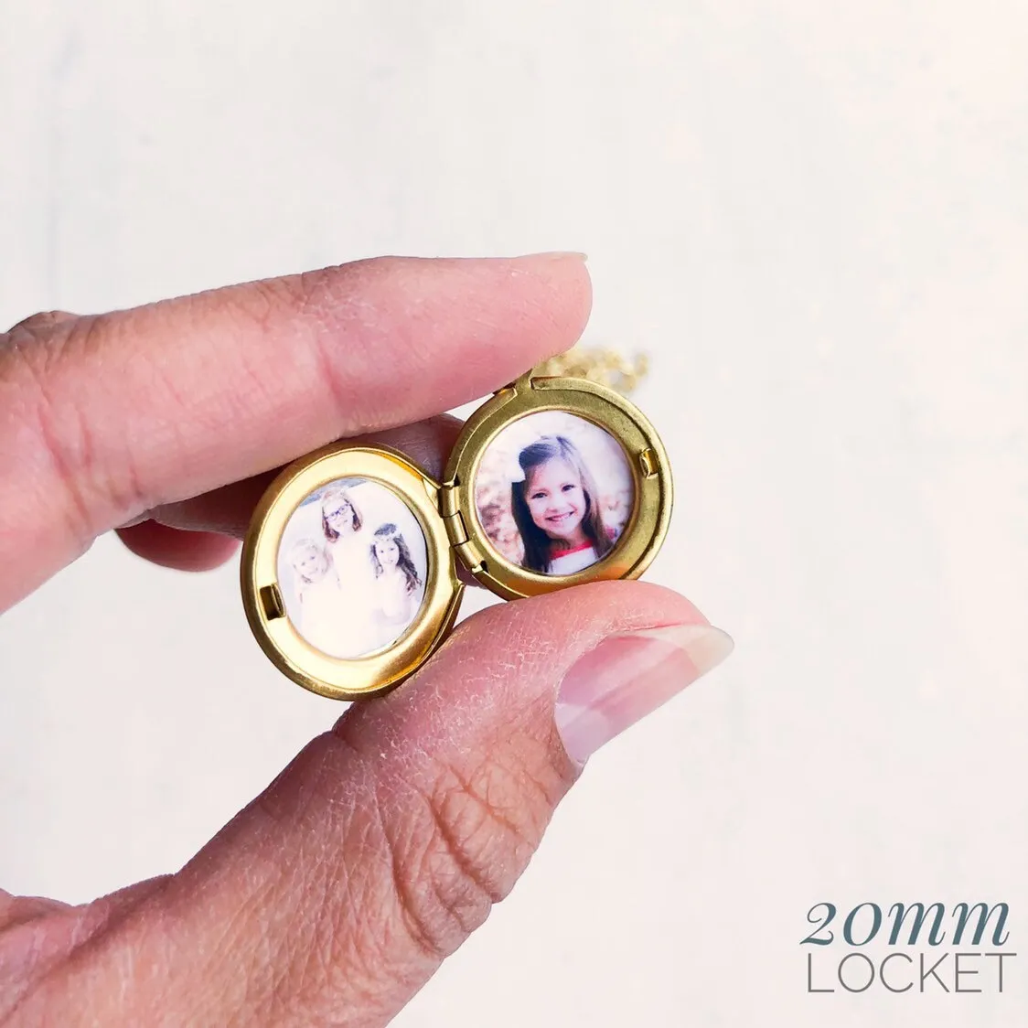 Add Photos to Your Locket