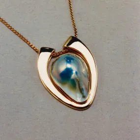 Amphora 2 Pendant