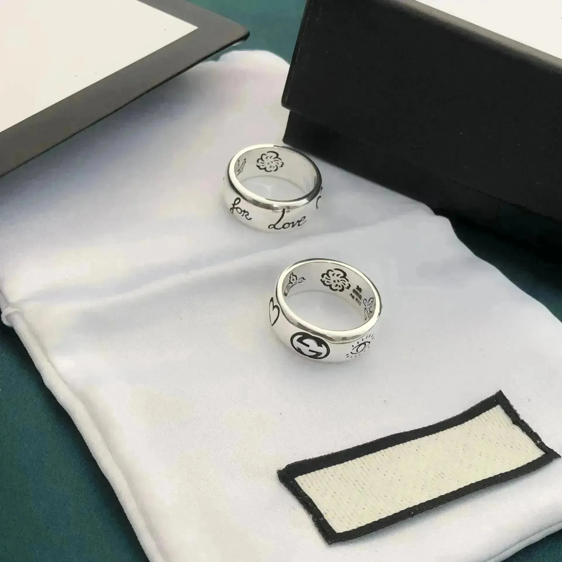 Ancient Daisy Silver Ring