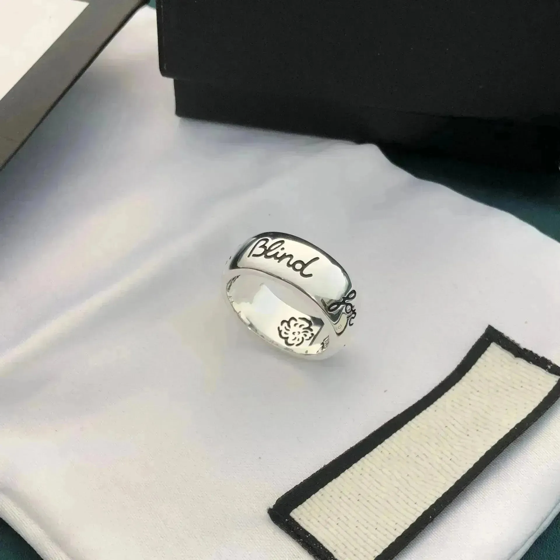 Ancient Daisy Silver Ring