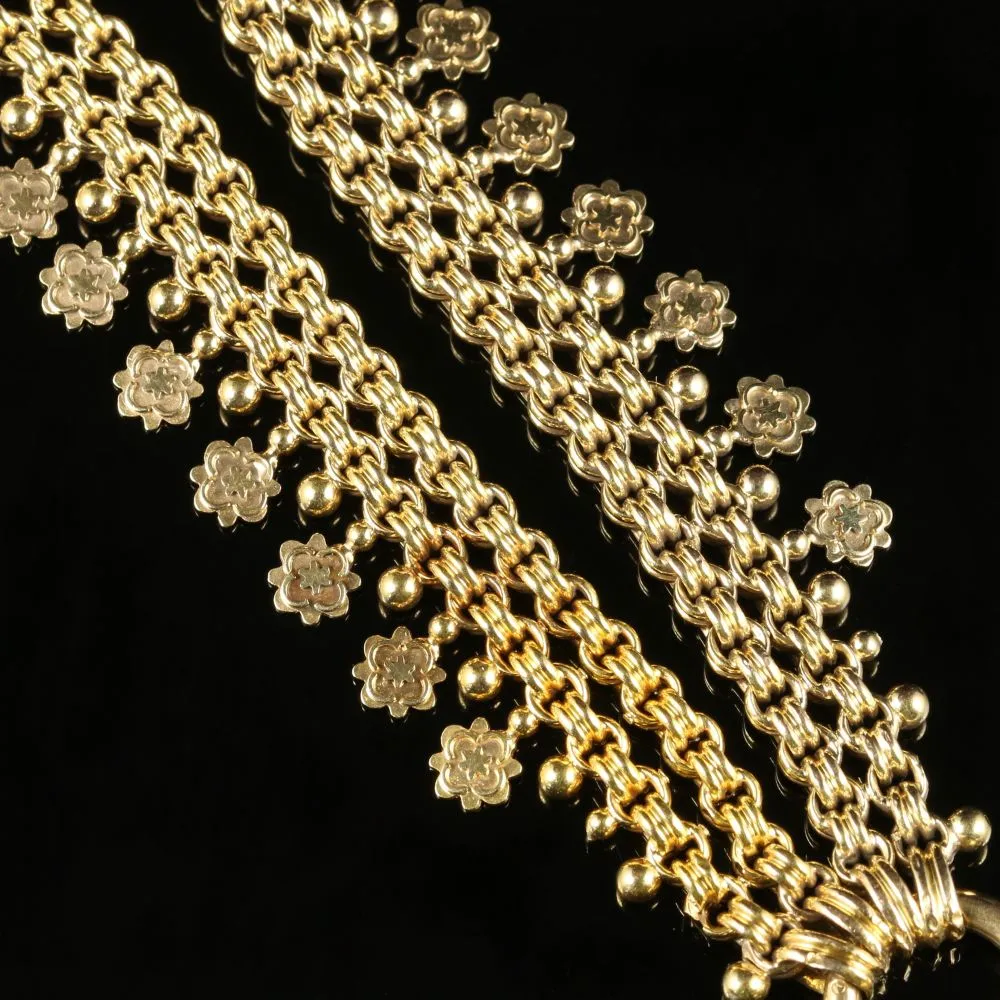 Antique Victorian 18Ct Solid Gold Locket And Collar Circa 1880