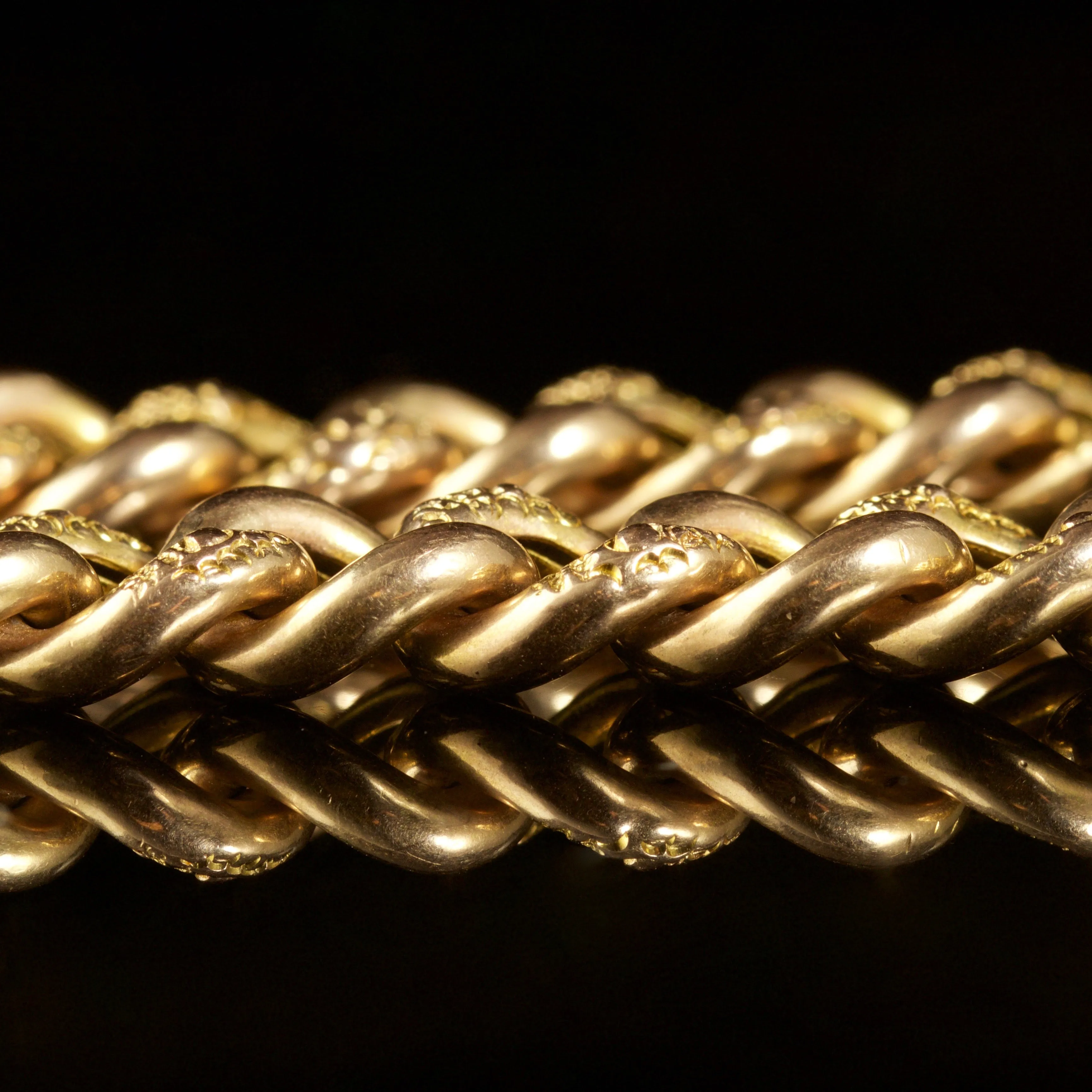 Antique Victorian Fancy Link Bracelet 9Ct Circa 1880