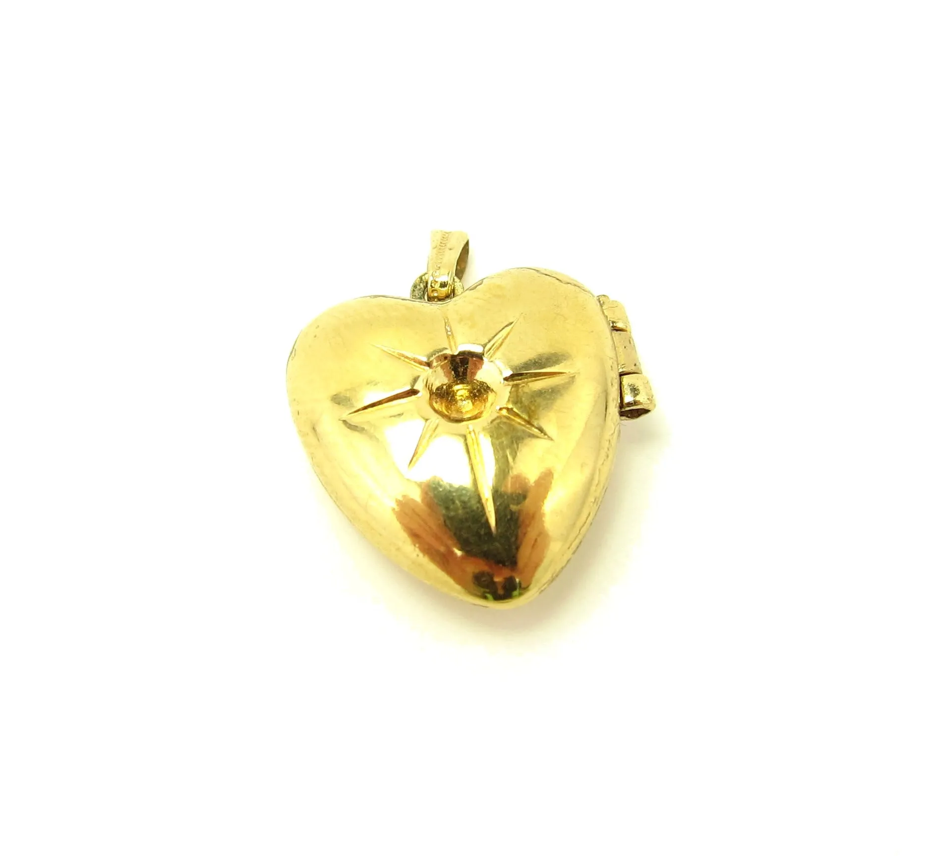 Avon Her Prettiness Love Locket Fragrance Glacé Gold Heart Pendant