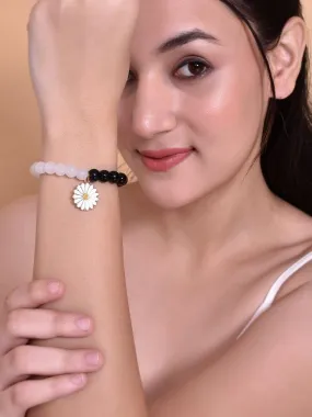 Black White Beads White Flower Elastic Bracelet - Voj