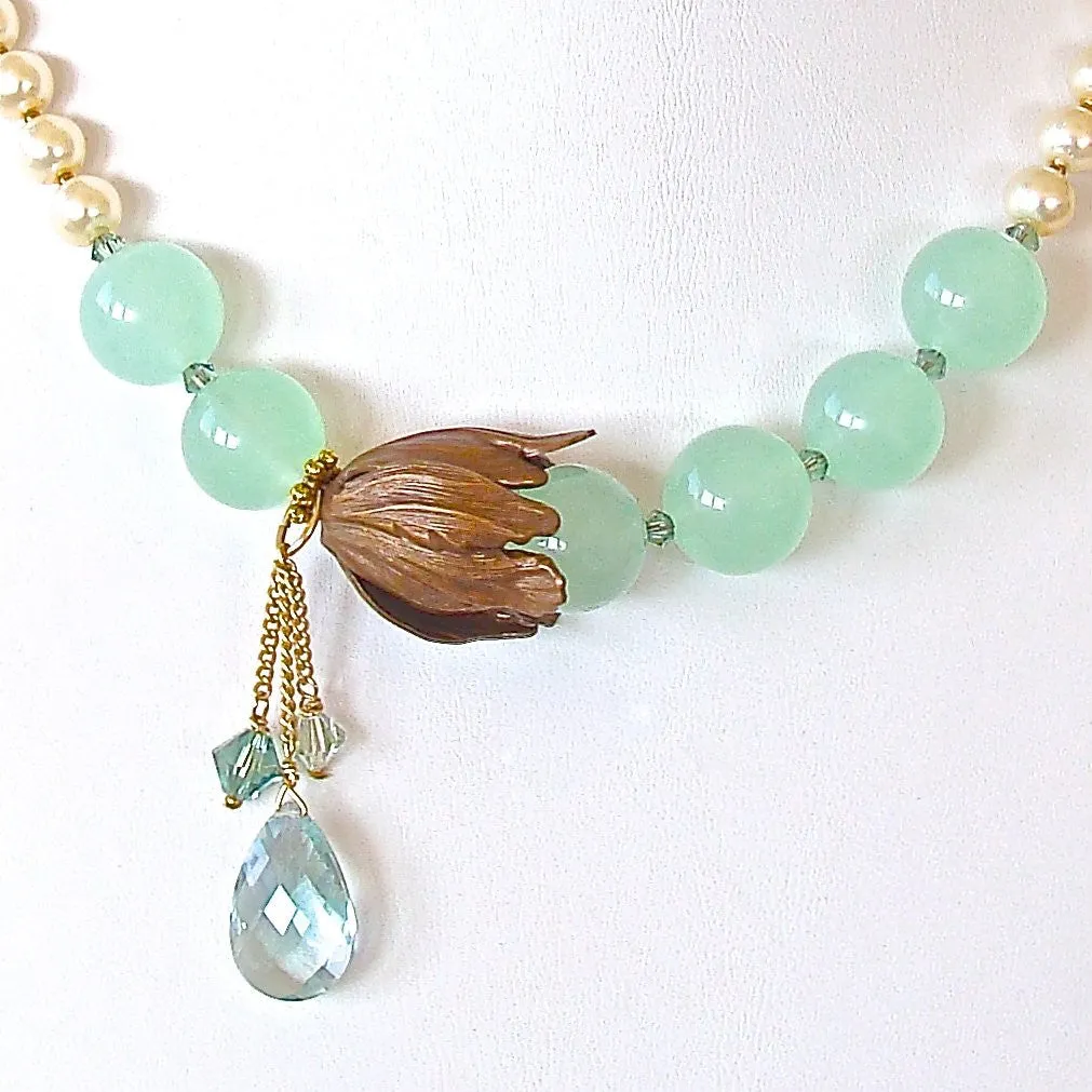 Elsa: Green Chalcedony Necklace Set