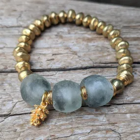 Gray Sea Glass Elastic Bracelet with Pine Cone Charm