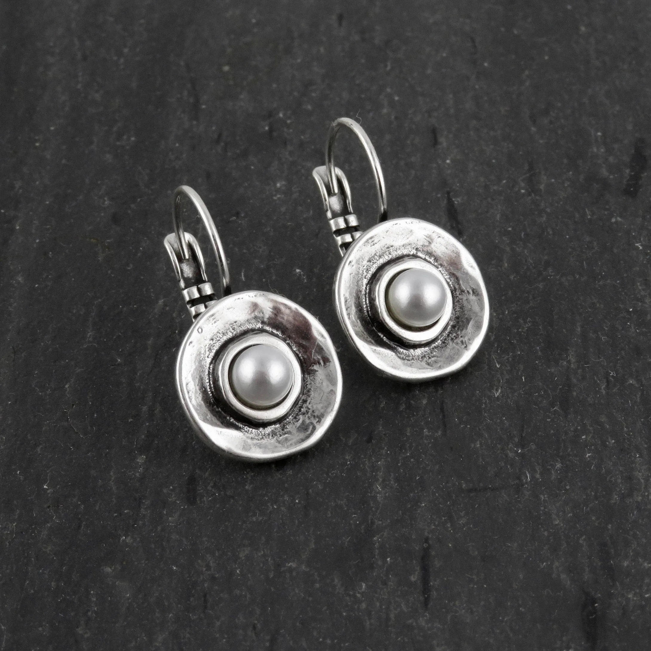 Hammered Round Pearl Earrings - Silver