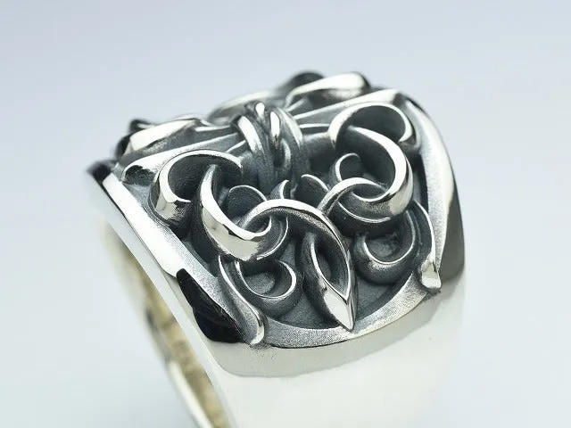 Huge Gate Ring