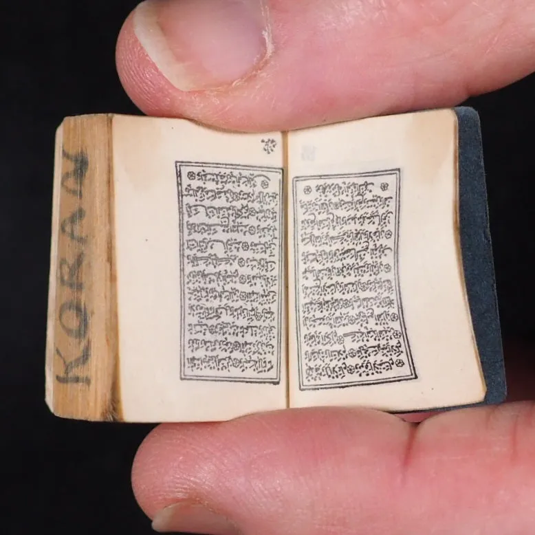 Koran or Qu'ran. David Bryce & Son. Glasgow. 1907.