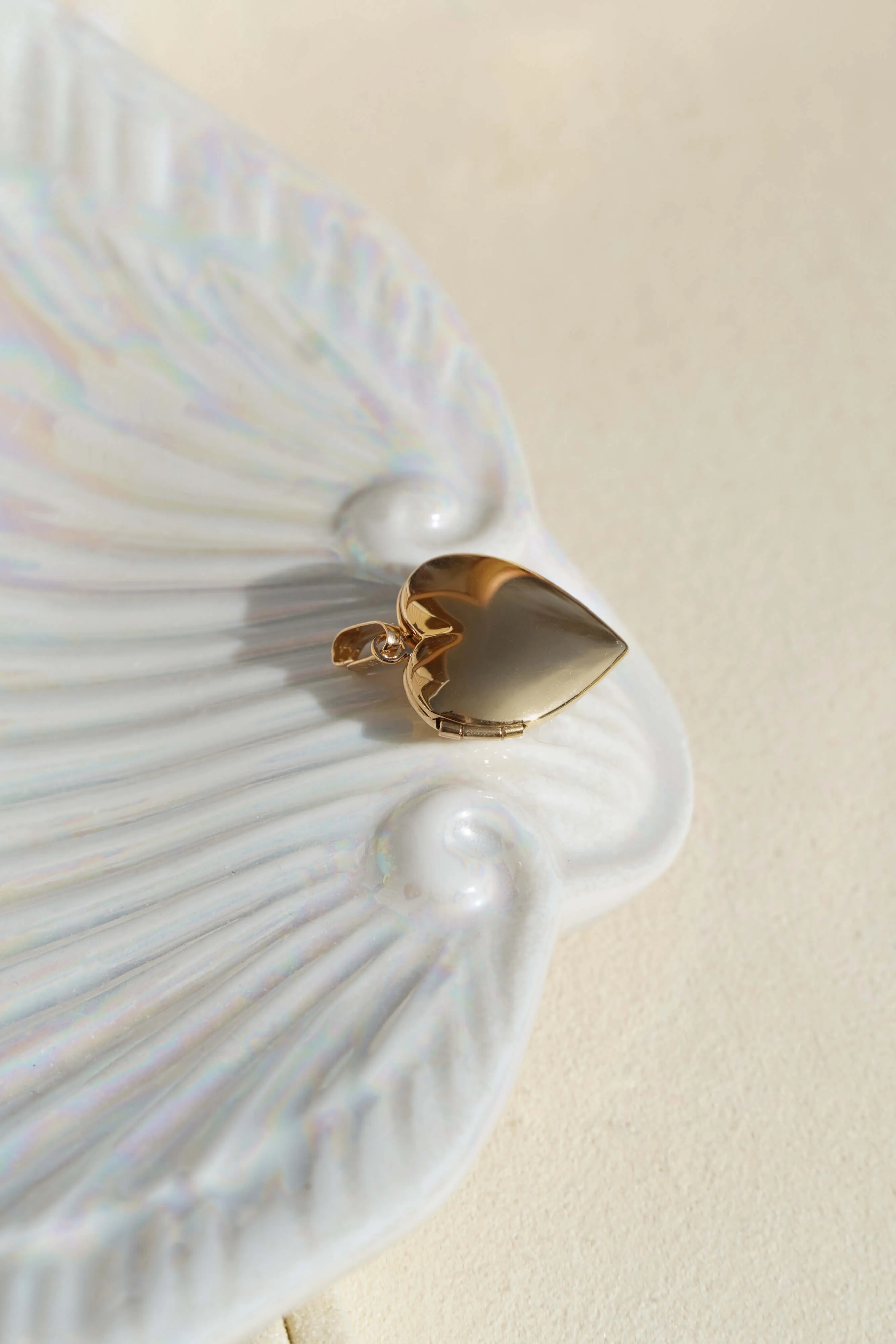 Large Valentina Heart Locket
