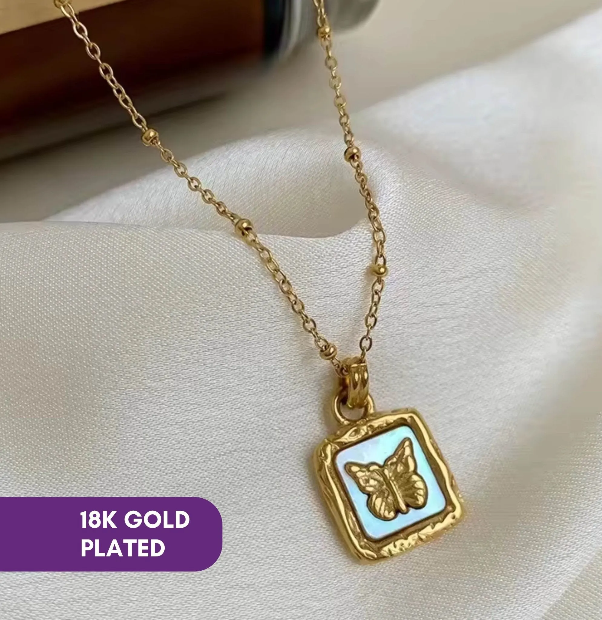 Minimal Butterfly pendant necklace