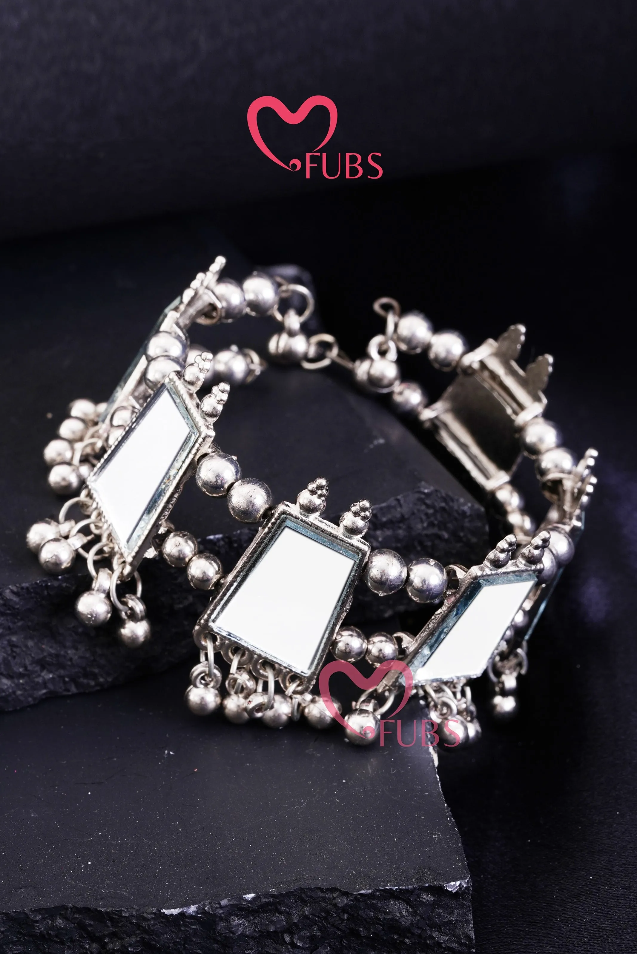 Mirror Shine Oxidized Bracelet