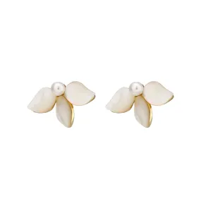 Natural Pearls Petals Stud Earrings