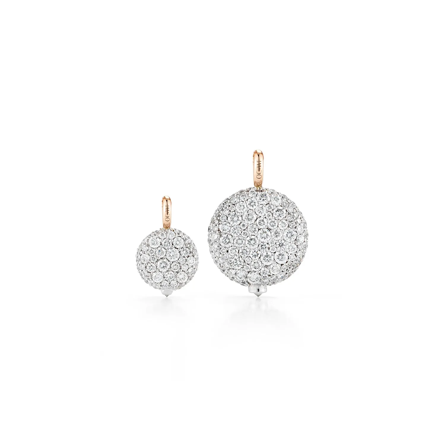 OC X WF 18K MEDIUM WHITE DIAMOND PEBBLE LOCKET