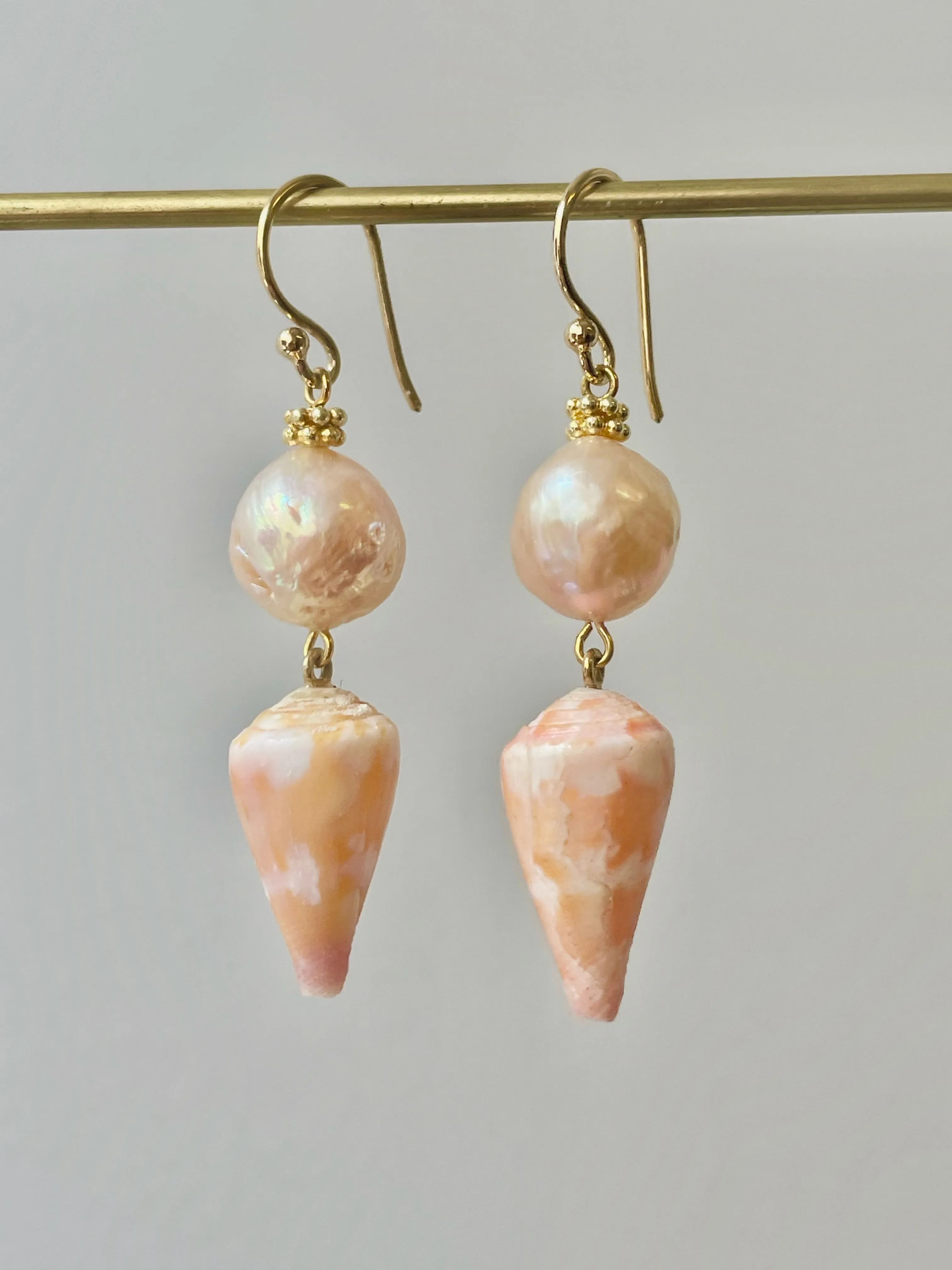 peach Japan Kasumi and pink shell earrings