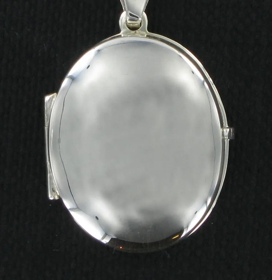 Plain Oval Locket ~ 18" Curb Chain