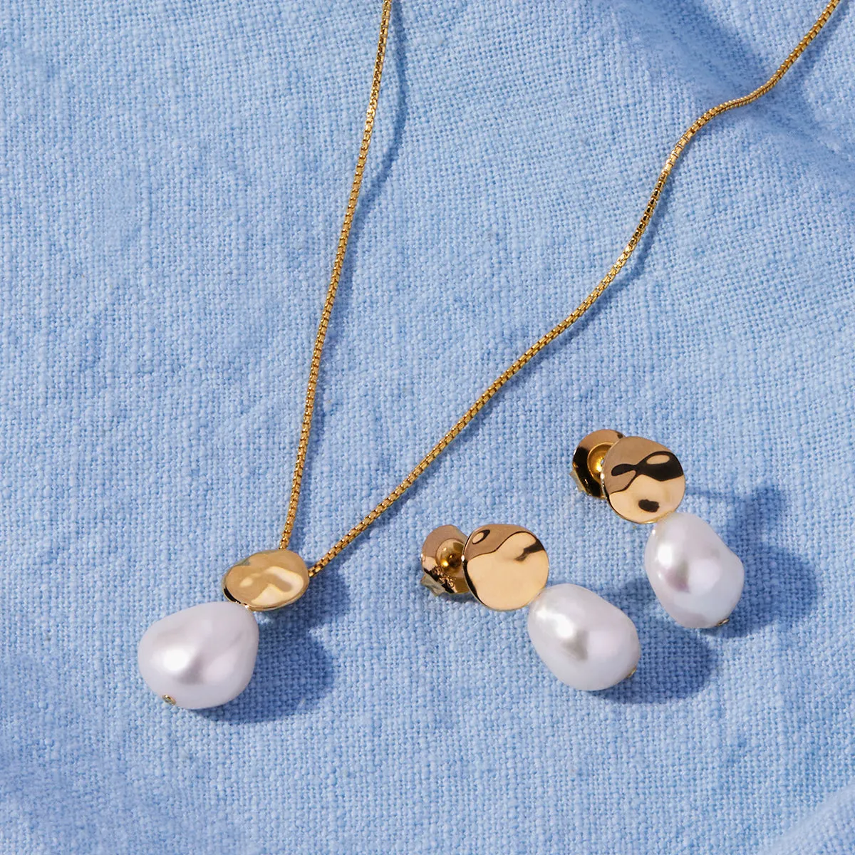 Renaissance Pearl Earrings