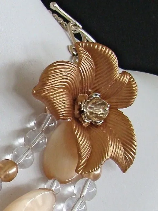 Romance: 16" Apricot Collar Necklace with Rock Crystal