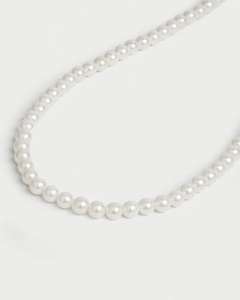Signature Pearl Necklace