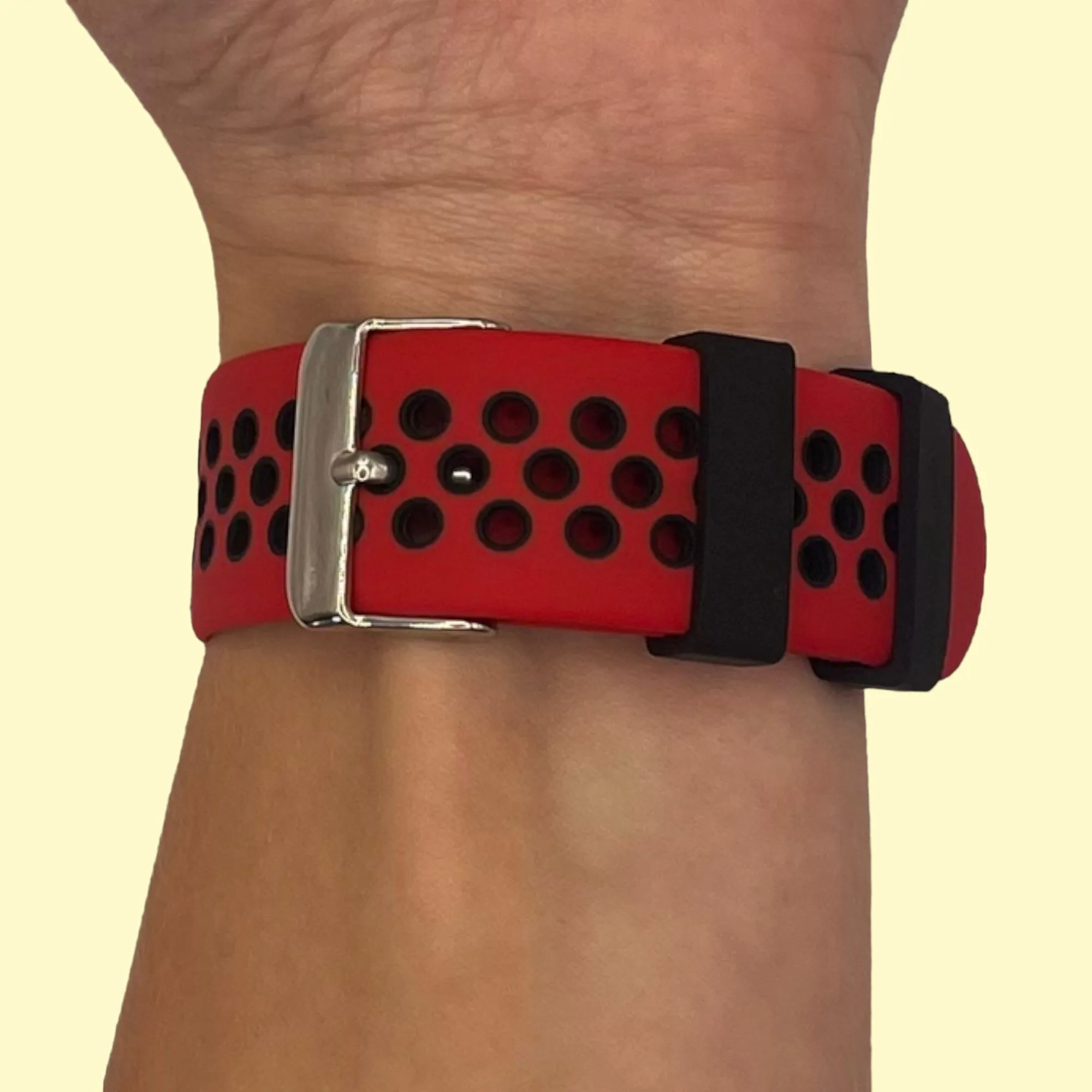 Silicone Sports Straps Compatible with the Fossil 18mm Range