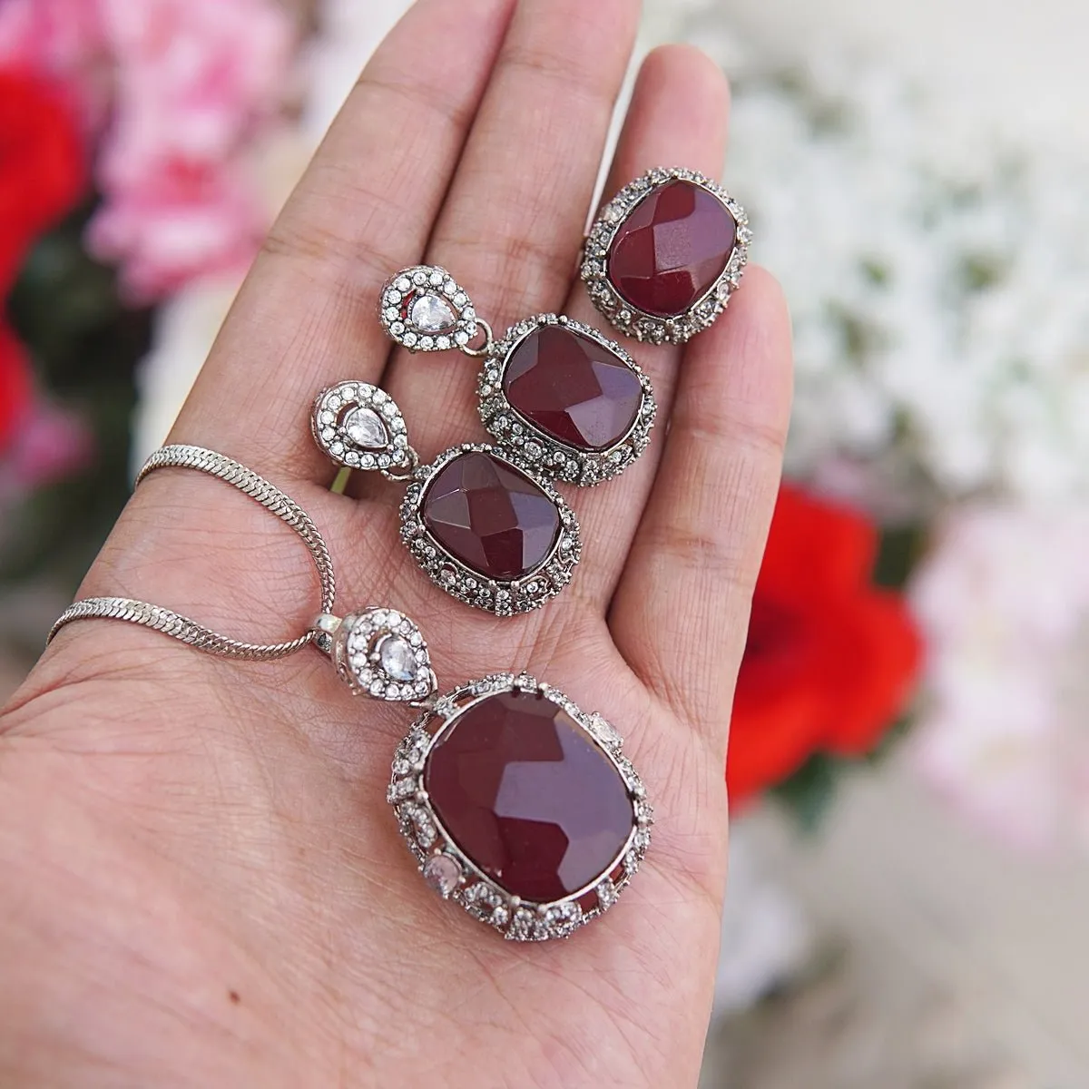 Silver Deep Gemstone Locket Set With Ring