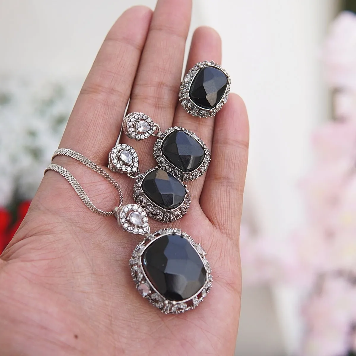 Silver Deep Gemstone Locket Set With Ring