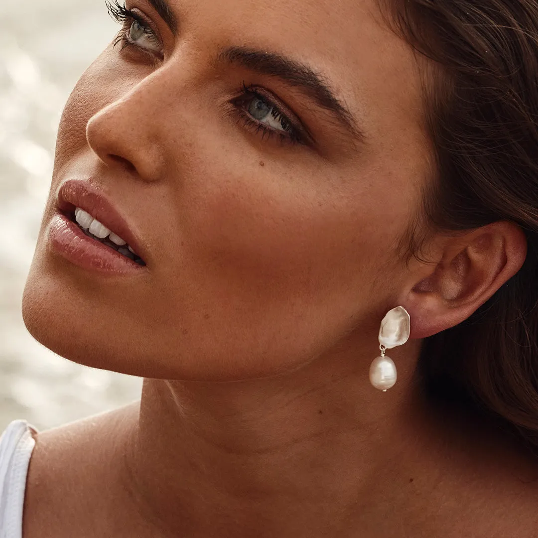 SILVER SEASHELL PEARL DROPS