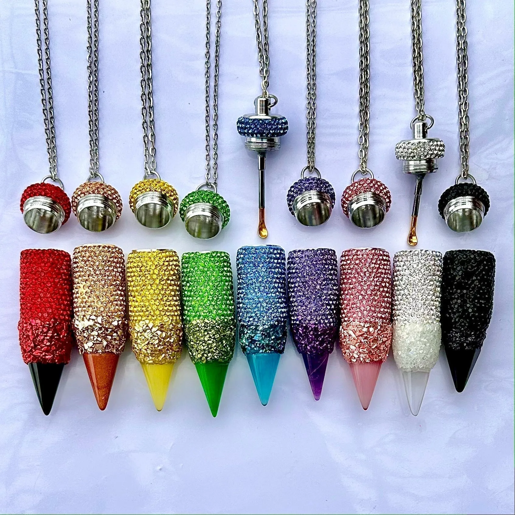 Snuff Vial With Spoon Pendant