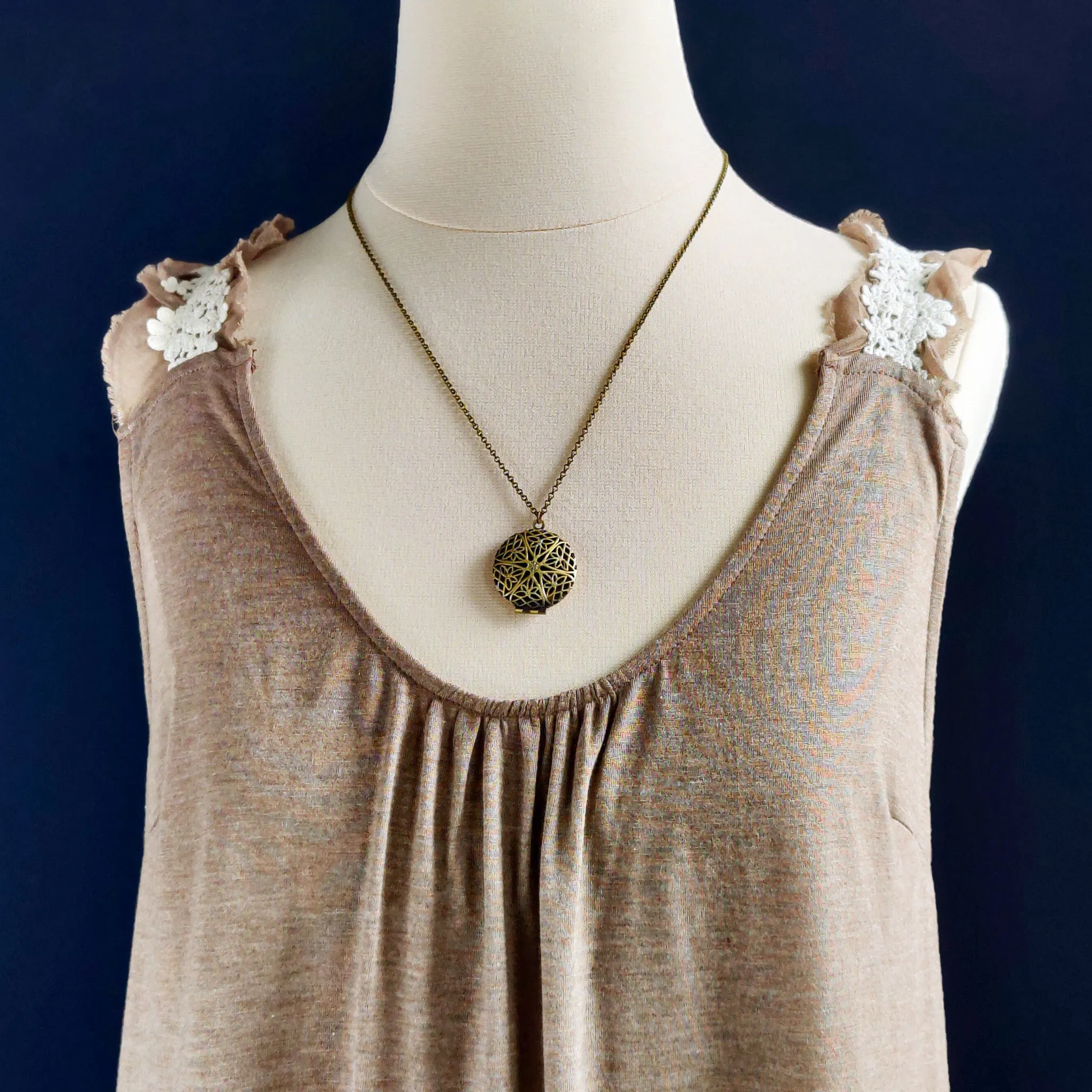 Venetian Lace Heart or Circle Lockets