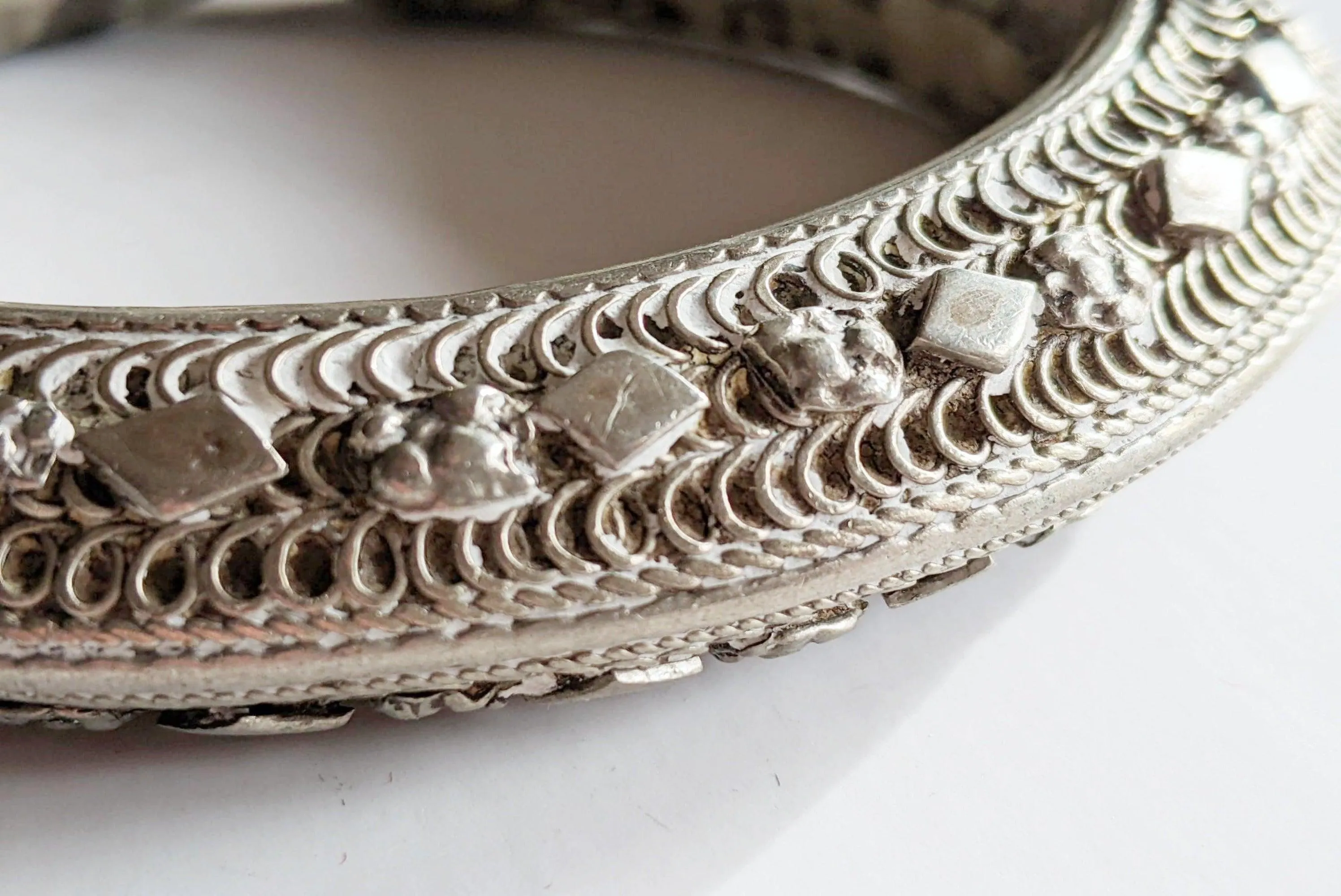 Vintage Bedouin Yemeni Bangle