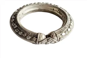 Vintage Bedouin Yemeni Bangle