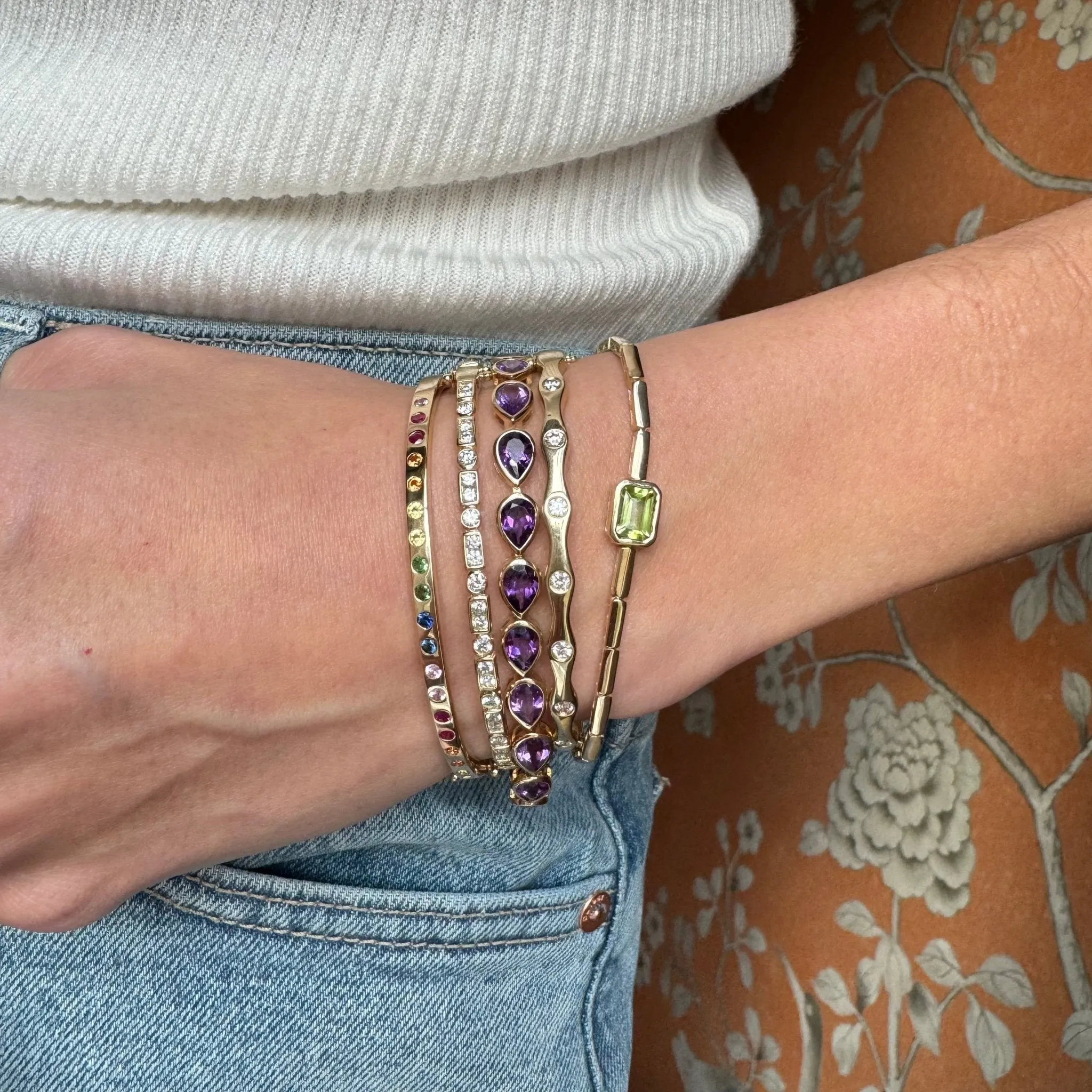Wavy Diamond Inlay Bangle